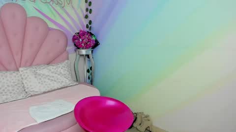 Ashley  online show from June 1, 1:02 pm