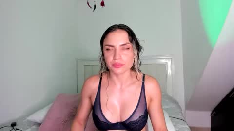 Snapshot of ashley_blair chatting on May 6, 7:08 pm ashley_blair online show from May 6, 7:08 pm