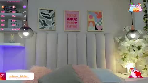 Ashley online show from December 19, 3:46 am