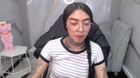 ashley_blum_v online show from October 30, 1:12 pm