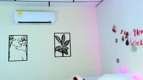 Snapshot of ashley_brookke chatting on December 15, 11:58 am Ashley online show from December 15, 11:58 am