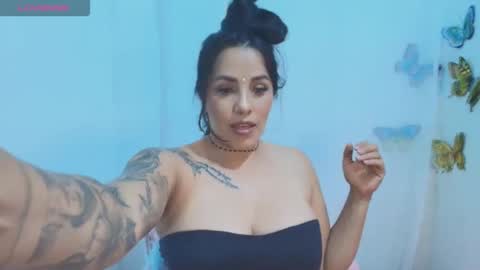 Snapshot of ashley_joyx_ chatting on May 23, 3:23 am ashley_joyx_ online show from May 23, 3:23 am