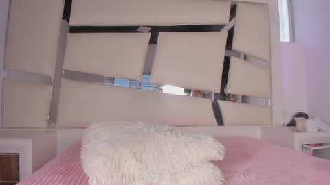 ashley_js online show from July 14, 12:55 pm