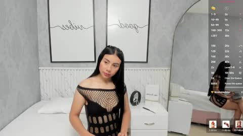 Snapshot of ashley_lee4u chatting on May 19, 1:56 am ASHLEY online show from May 19, 1:56 am