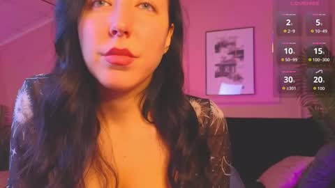 Ashley online show from November 29, 9:07 pm