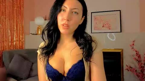 Ashley online show from December 22, 9:34 pm