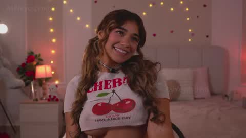  Ashley  online show from May 22, 11:32 pm