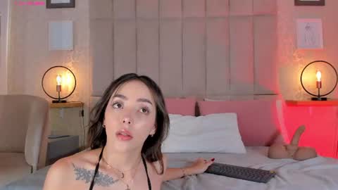 Snapshot of ashley_pinki chatting on August 3, 10:35 pm ashley online show from August 3, 10:35 pm