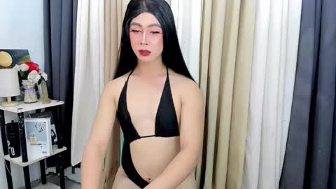 ashley online show from February 9, 4:11 pm