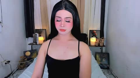 ashley online show from June 8, 10:59 am
