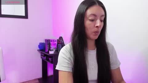 Ashley online show from November 18, 2:43 pm