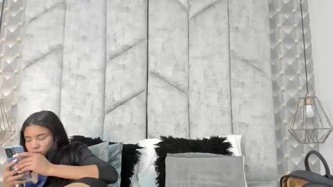 Snapshot of ashleyhiil2 chatting on January 8, 3:31 am AshleyHill online show from January 8, 3:31 am