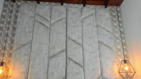 Snapshot of ashleyhiil2 chatting on March 1, 2:57 am AshleyHill online show from March 1, 2:57 am