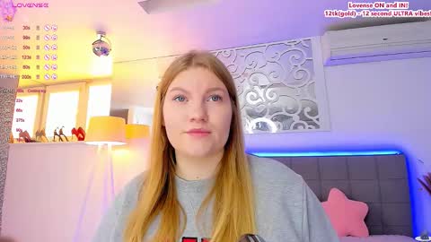 AshleyJonse online show from October 22, 4:57 am