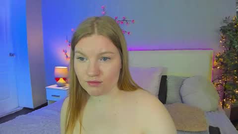 Snapshot of ashleyjonse chatting on May 25, 4:51 am AshleyJonse online show from May 25, 4:51 am