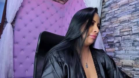 ashleymontenegre online show from March 10, 10:04 pm