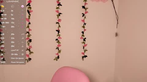 dahiana online show from March 5, 8:05 pm