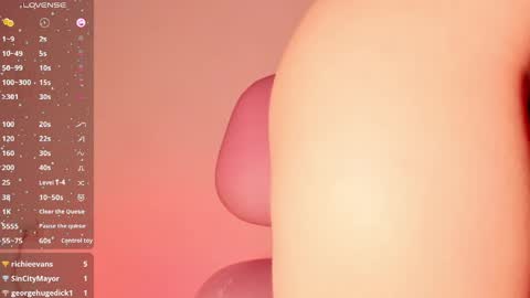 Snapshot of ashleyroys_111 chatting on May 19, 8:26 pm dahiana online show from May 19, 8:26 pm