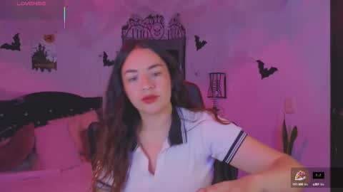 Snapshot of ashleyt1998 chatting on October 13, 1:00 pm ASHLEY online show from October 13, 1:00 pm