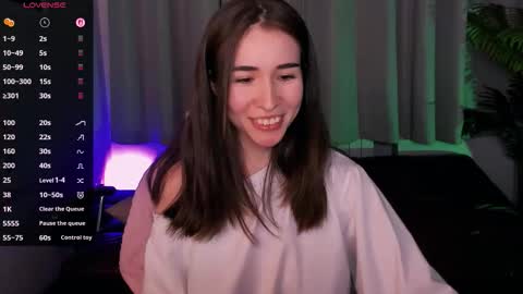 Ashley online show from December 5, 1:31 pm