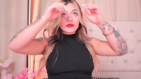 Ashley Lauren online show from January 6, 6:47 am