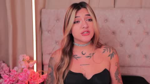 Ashley Lauren online show from January 23, 7:00 am