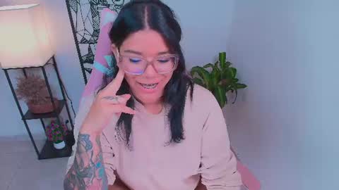Ashleyy18   online show from July 1, 5:02 pm