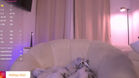 Ashley Fox online show from December 5, 2:53 am