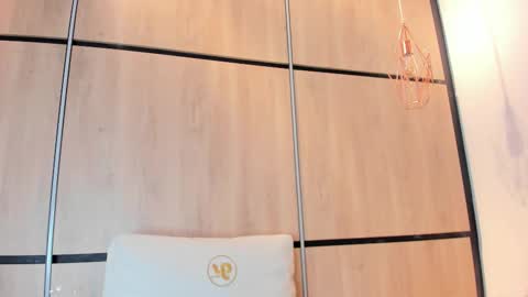 ashlyn online show from February 16, 8:16 pm