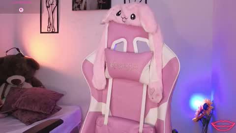 Ashly  online show from February 28, 7:04 pm