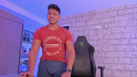 Snapshot of ashton_coleman_ chatting on May 14, 12:50 am my name real is camilo online show from May 14, 12:50 am