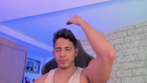 Snapshot of ashton_coleman_ chatting on June 1, 4:47 am my name real is camilo online show from June 1, 4:47 am