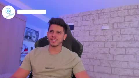 Snapshot of ashton_coleman_ chatting on June 27, 5:56 am my name real is camilo online show from June 27, 5:56 am