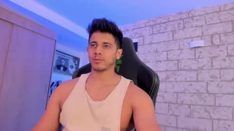 Snapshot of ashton_coleman_ chatting on July 2, 10:27 pm my name real is camilo online show from July 2, 10:27 pm