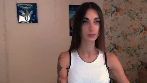 asia_n_ online show from October 25, 8:33 am