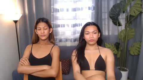 Snapshot of asian2cum4uxxx_sam chatting on July 15, 2:17 am asian2cum4uxxx_sam online show from July 15, 2:17 am