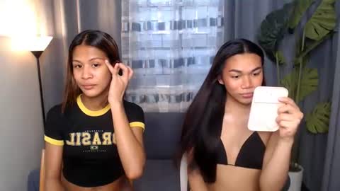 Snapshot of asian2cum4uxxx_sam chatting on July 16, 12:27 am asian2cum4uxxx_sam online show from July 16, 12:27 am