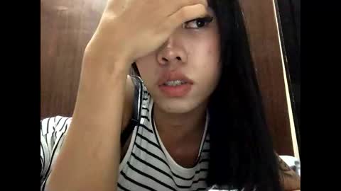 Snapshot of asian_aki chatting on October 6, 4:15 pm Marj online show from October 6, 4:15 pm
