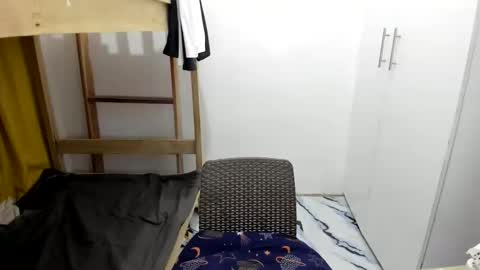 ashxxxxx online show from June 7, 12:42 pm