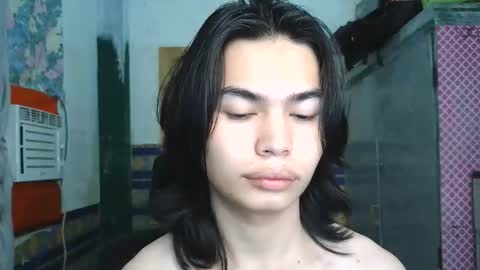 asian_babyboi online show from March 2, 1:51 pm