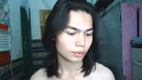 asian_babyboi online show from March 15, 2:34 pm