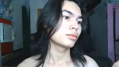 Snapshot of asian_babyboi chatting on April 9, 9:42 pm asian_babyboi online show from April 9, 9:42 pm