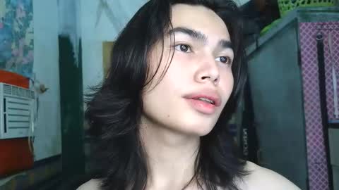 Snapshot of asian_babyboi chatting on April 14, 10:54 am asian_babyboi online show from April 14, 10:54 am