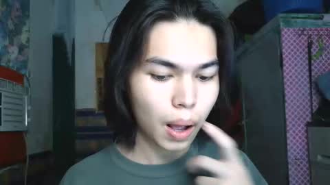 Snapshot of asian_babyboi chatting on May 3, 12:44 pm asian_babyboi online show from May 3, 12:44 pm