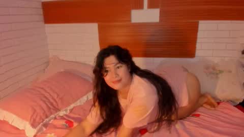 Snapshot of asian_diana69 chatting on September 13, 2:11 am diane online show from September 13, 2:11 am