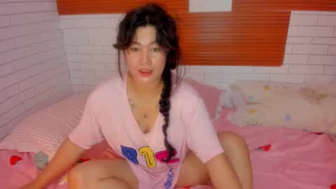 Snapshot of asian_diana69 chatting on September 15, 9:37 pm diane online show from September 15, 9:37 pm