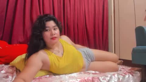 Snapshot of asian_diana69 chatting on September 24, 2:37 am diane online show from September 24, 2:37 am