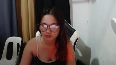 Snapshot of asian_honey69 chatting on May 16, 3:44 pm bb girl online show from May 16, 3:44 pm