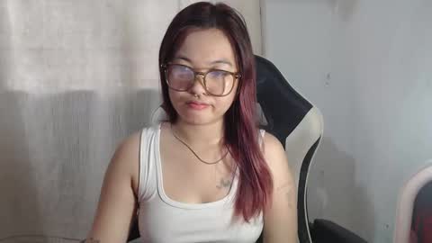 Snapshot of asian_honey69 chatting on May 18, 7:58 am bb girl online show from May 18, 7:58 am