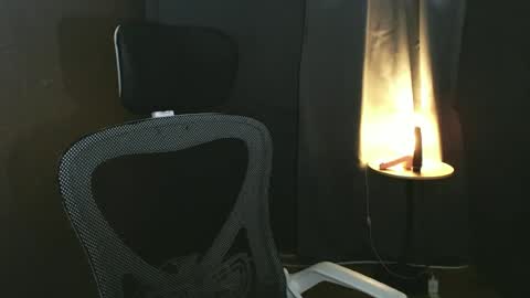 Snapshot of asian_hunk_moreno chatting on June 18, 3:16 pm Yuri online show from June 18, 3:16 pm